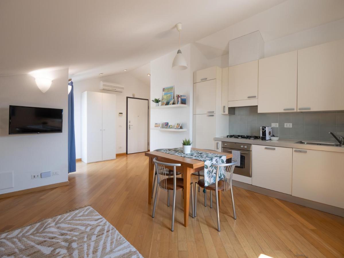 Appartamento Pesco "A Casa Felice" Pietra Ligure Esterno foto